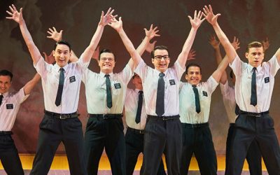 Jan Buxaderas estrena de ‘The Book of Mormon’ Dirección de David Serrano en el Teatro Calderón